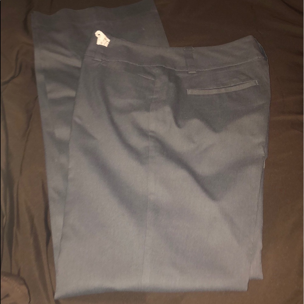 EUC Ann Taylor signature lined gray slacks Sz. 2